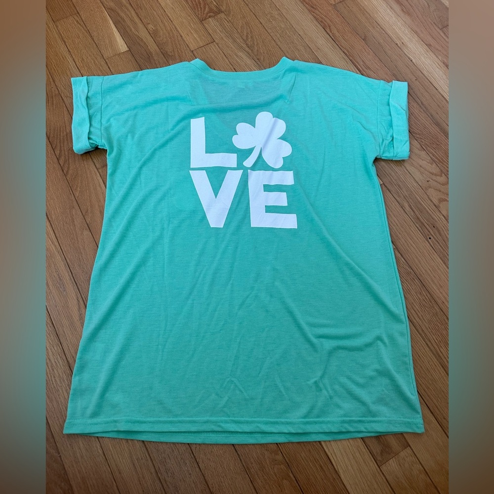 Women’s Jordann Short Sleeve St. Patrick’s Day T-Shirt Size Large